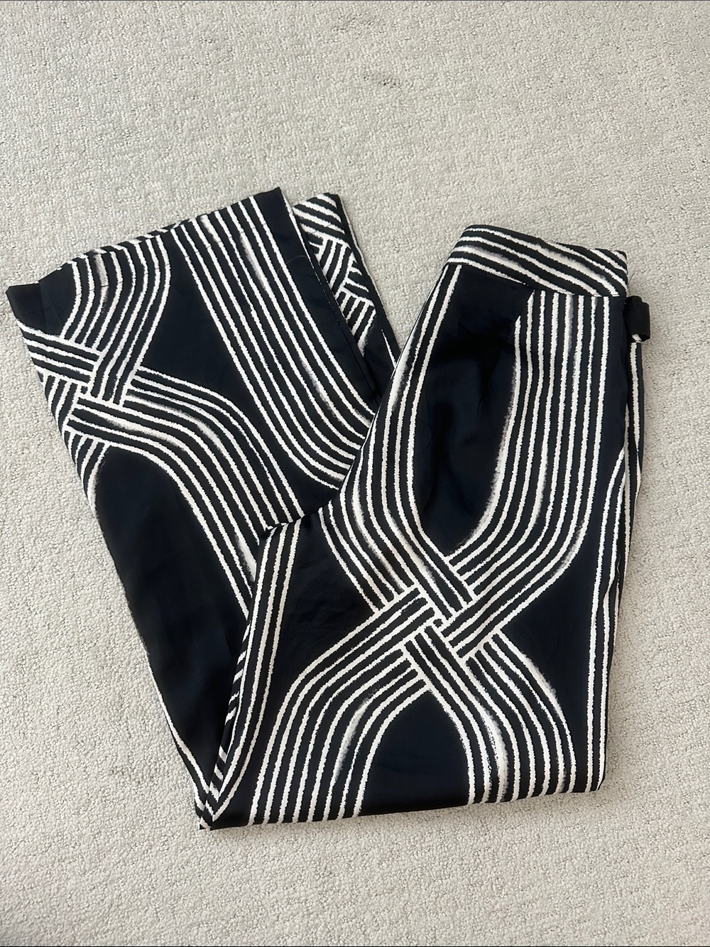 Marc New York Black Wide-Leg Pants with White Geometric Stripe
